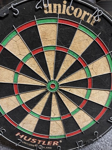 Unicorn hustler dart board - dart,